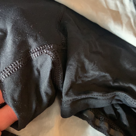 Lululemon Skort - s4 - Picture 3 of 5